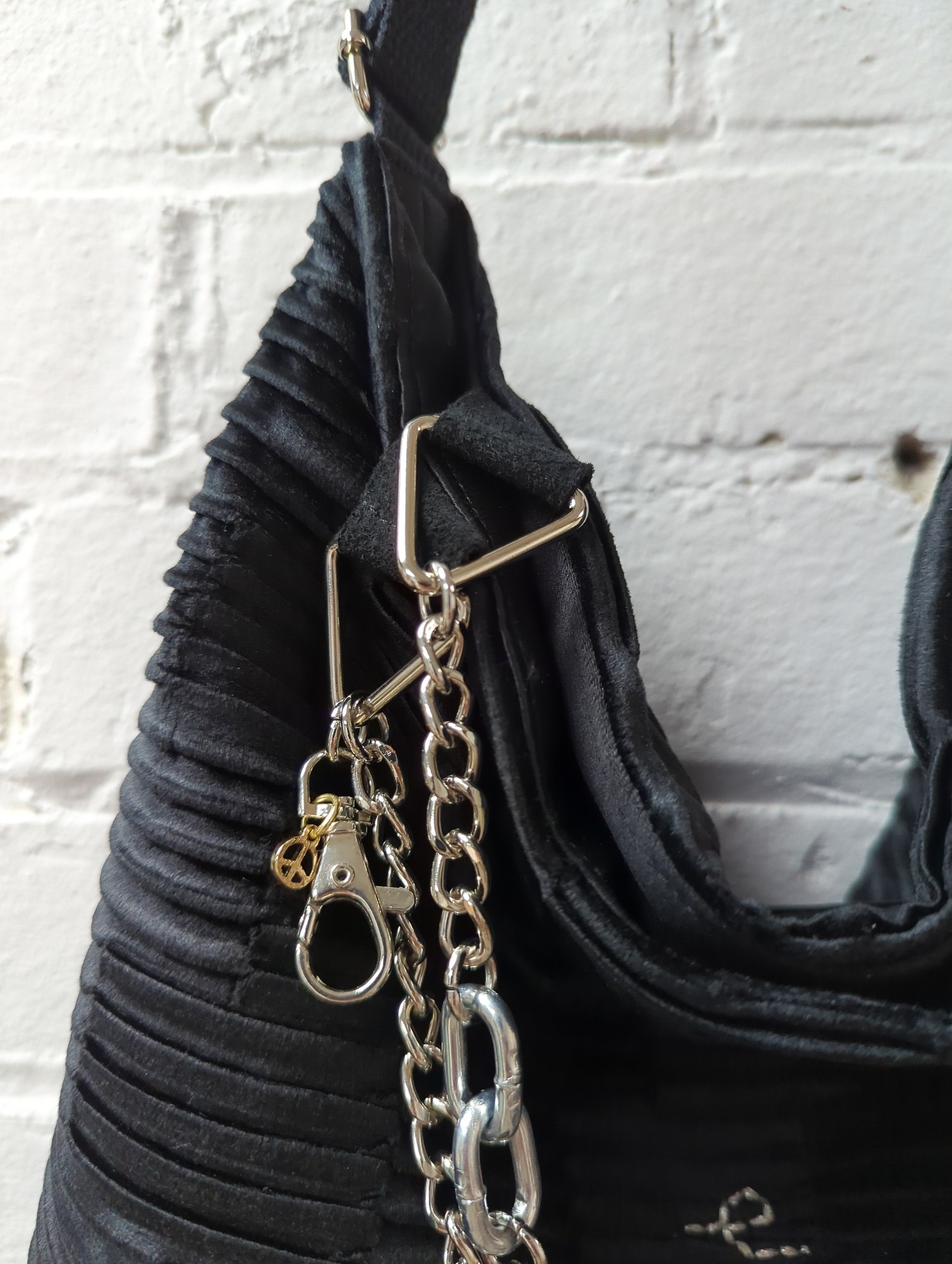 polyester pleated velvet cross-body tote bag