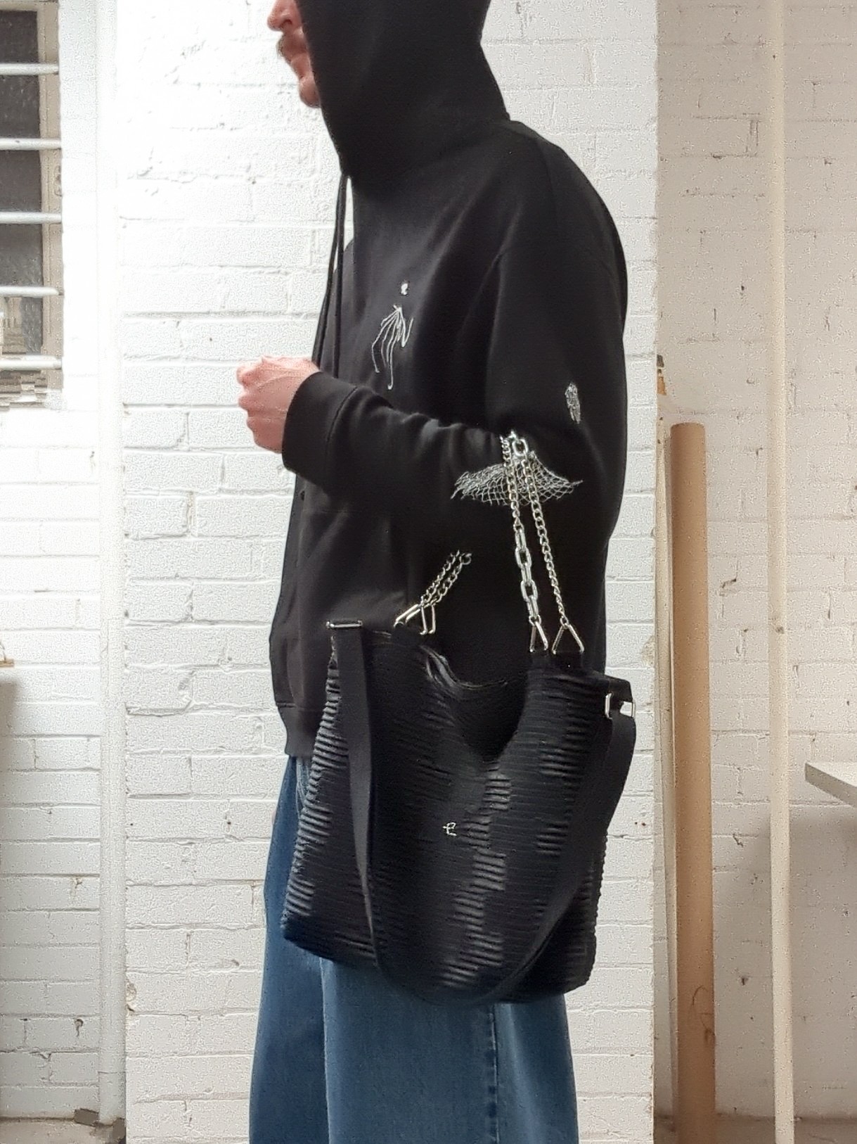 polyester pleated velvet cross-body tote bag